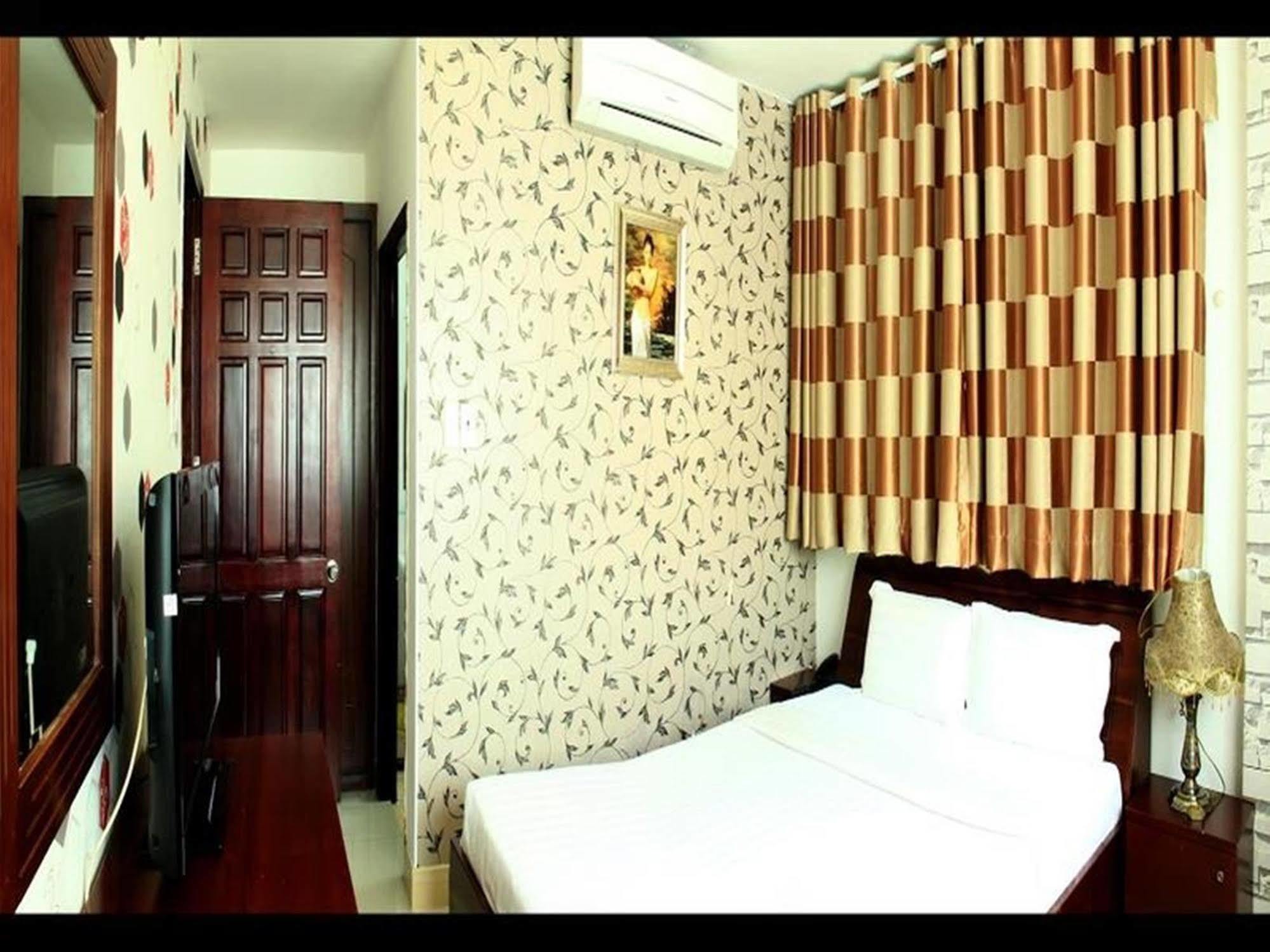 Trieu Han Hotel Ho Şi Min Dış mekan fotoğraf